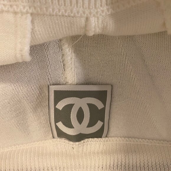 Chanel White Cotton Knit Drawstring Pants with CC Tennis Logo - Picture 6 of 9